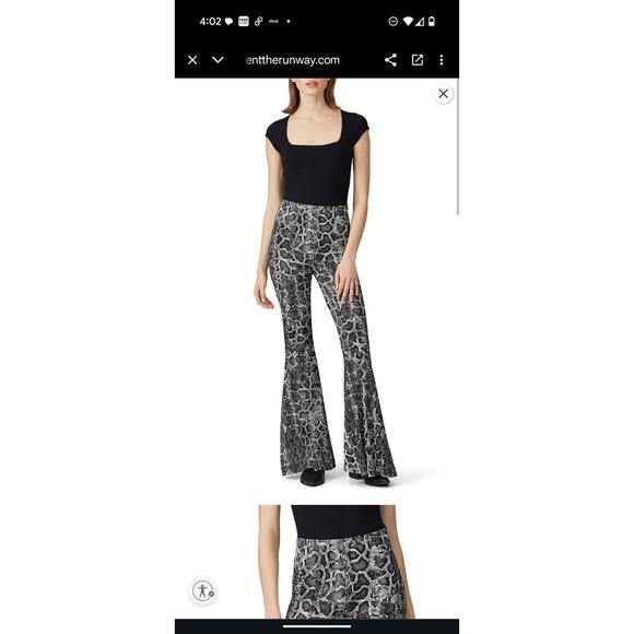 Show Me Your Mumu Barney's Bells Pants Sz Small Snakeskin Pull On Bell Bottoms - Picture 6 of 8